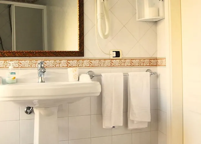 Joy's Deluxe Ortigia Bed & Breakfast 4*