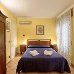 Joy's Deluxe Ortigia