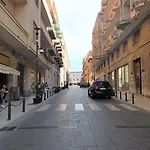 Joy's Deluxe Ortigia