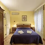 Joy's Deluxe Ortigia