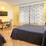 Joy's Deluxe Ortigia