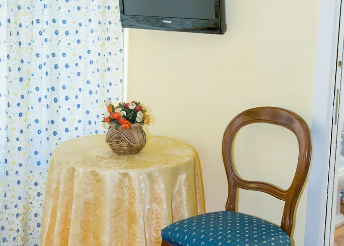 Joy's Deluxe Ortigia Bed & Breakfast Syracuse