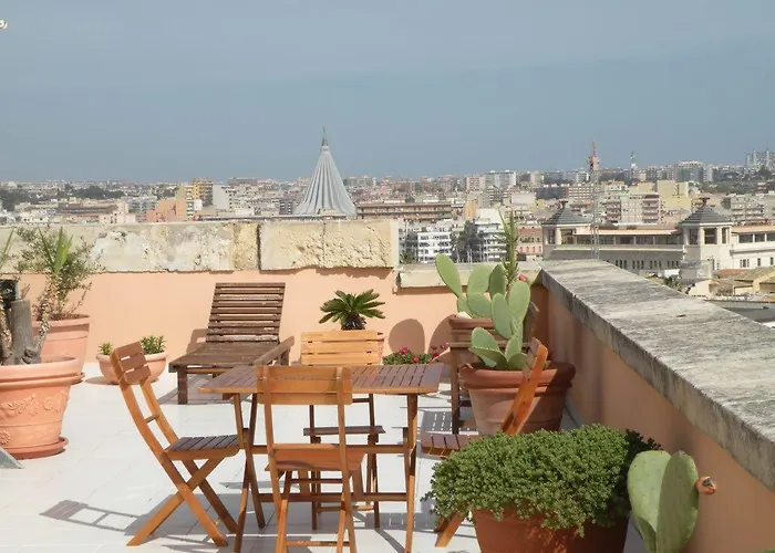 Joy's Deluxe Ortigia Bed & Breakfast 4*