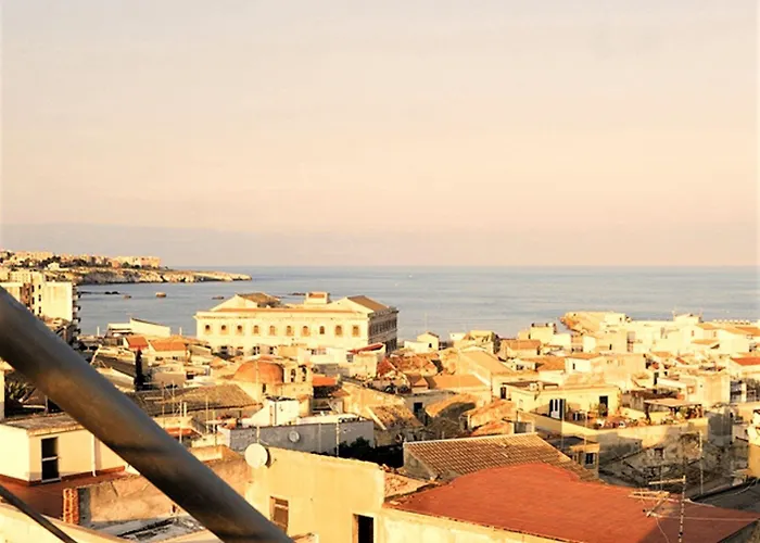 Joy's Deluxe Ortigia Syracuse