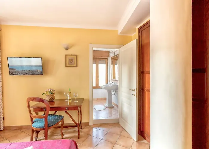 Bed & Breakfast Joy's Deluxe Ortigia