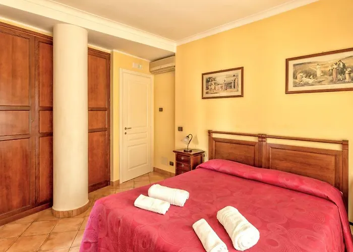 Joy's Deluxe Ortigia Syracuse
