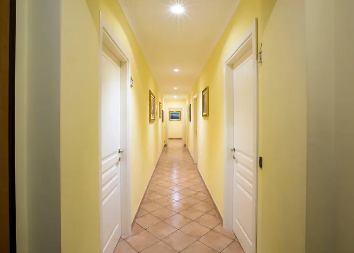 Joy's Deluxe Ortigia Bed & Breakfast Syracuse